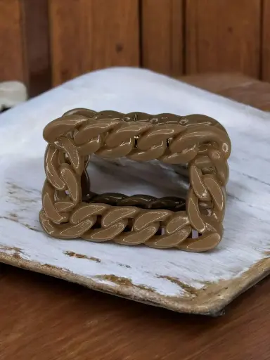 HAIR CLAW CHAIN DESIGN (SQUARE SHAPE)